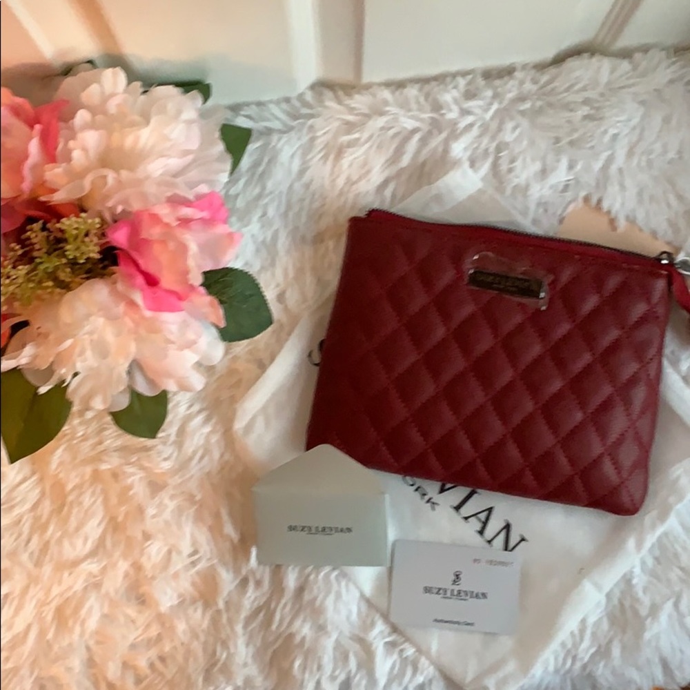 NWT Suzy Levian quilted clutch in red